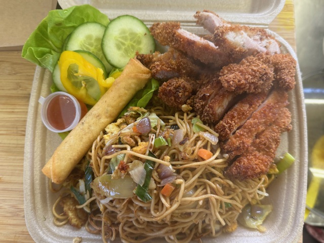 Bami met Crispy
